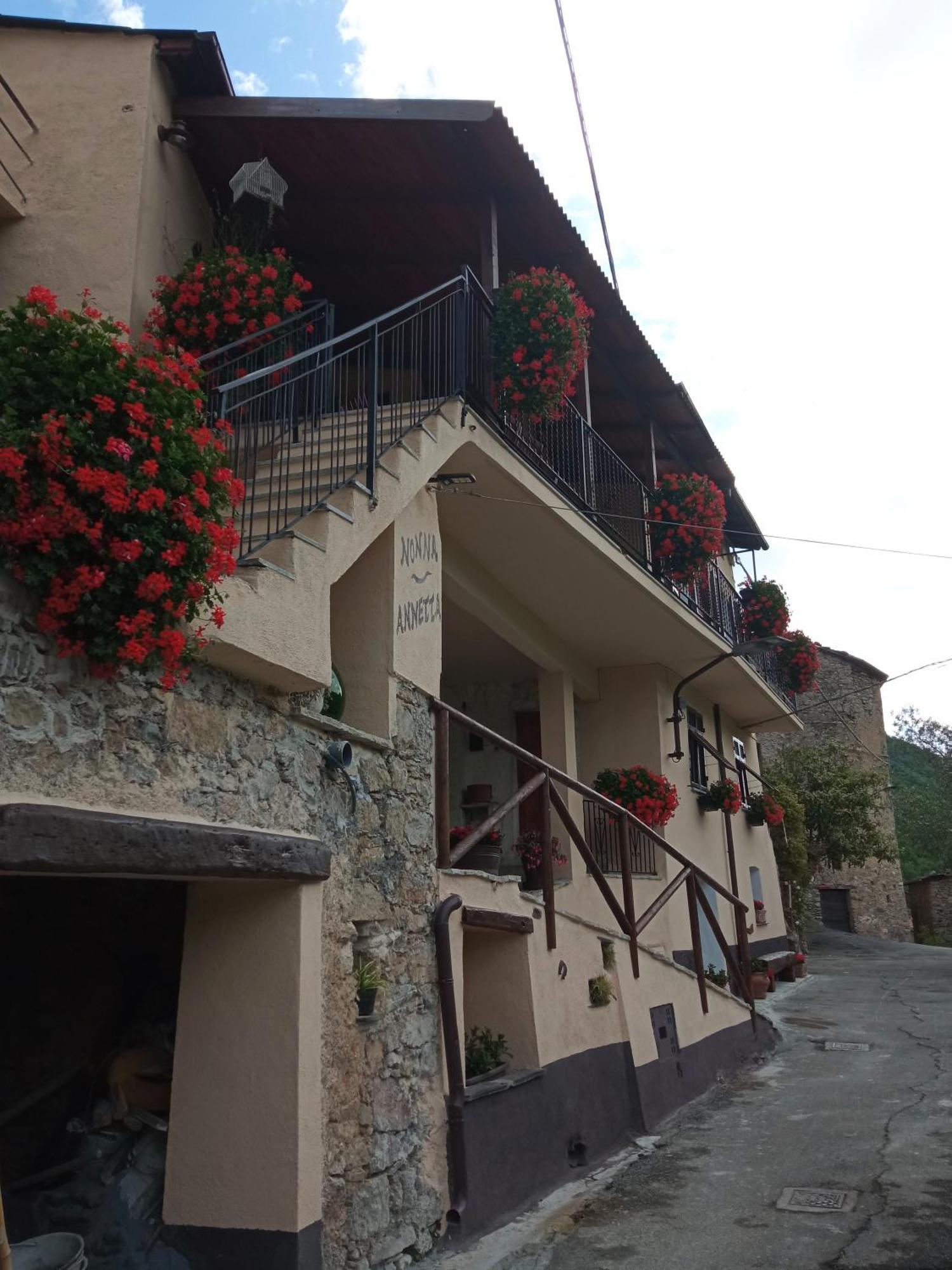 Agriturismo U'Spigu Nonna Annetta Nasino المظهر الخارجي الصورة
